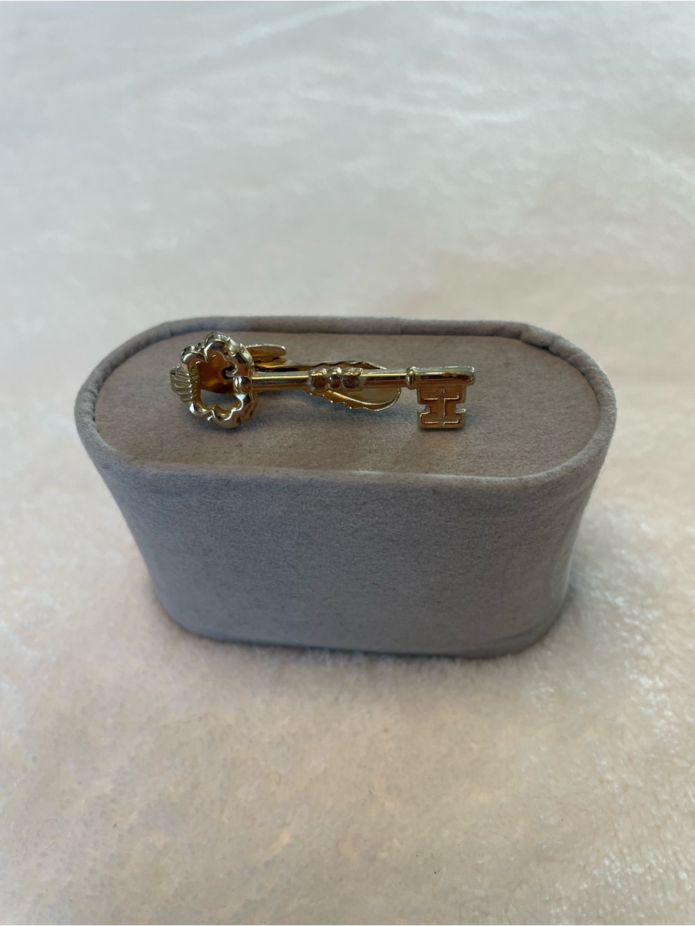 Hickok Gold Key Design Tie Clip
